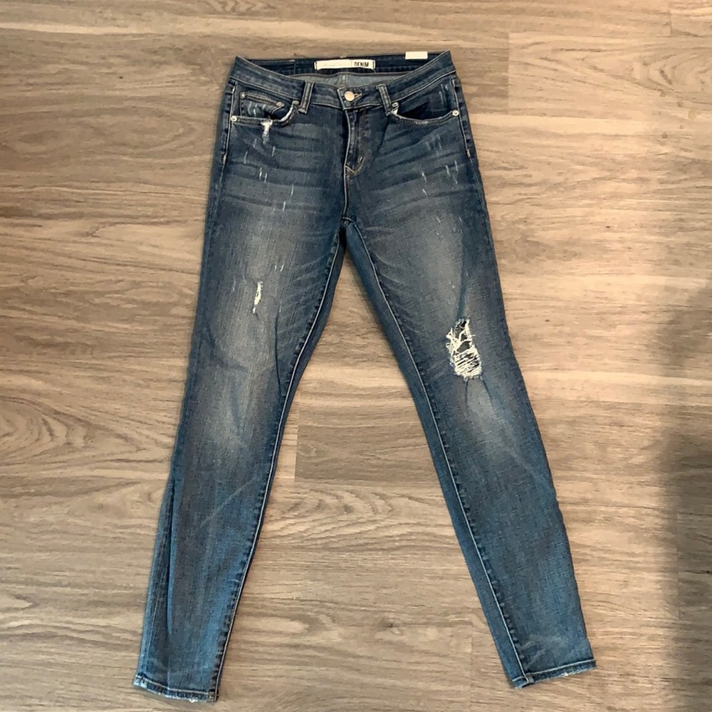 Mid rise skinny jeans